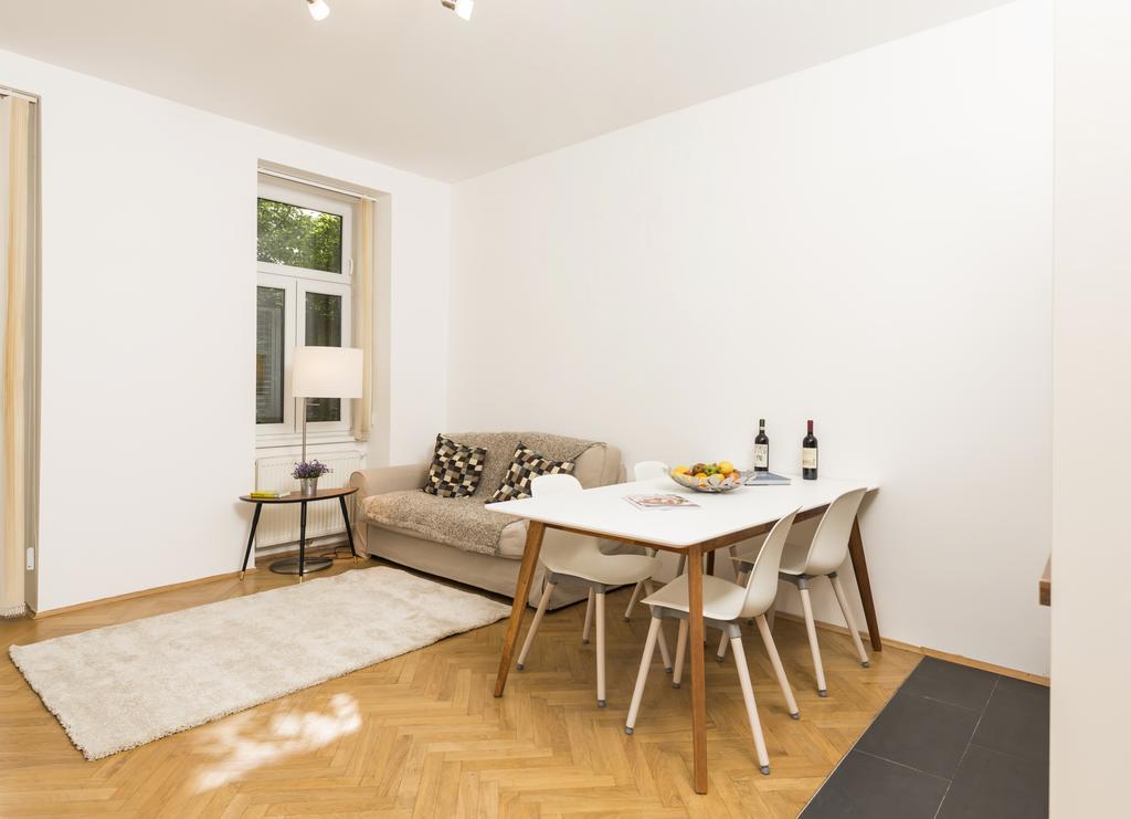 Garden Lounge Satzberg By Ichbucheat *