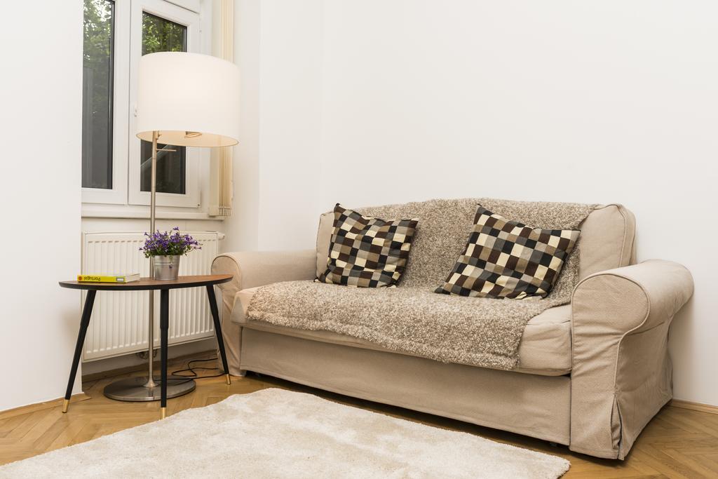 Apartment Garden Lounge Satzberg By Ichbucheat *